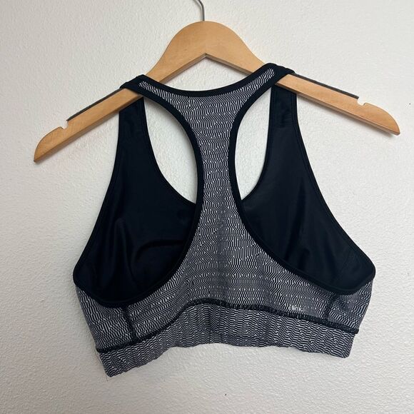 Adidas Sport Bra size L - Picture 3 of 5